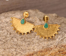 Load image into Gallery viewer, ISTANBUL VERT BO/EARRINGS