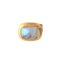 Load image into Gallery viewer, ROMA PIERRE LUNE BAGUE / MOONSTONE RING