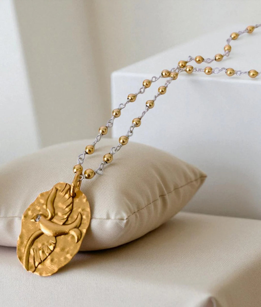 COLLIER COLOMBE