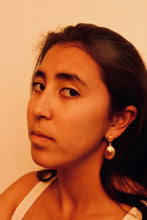 Load image into Gallery viewer, TORINO GRENAT BO/ GARNET EARRINGS